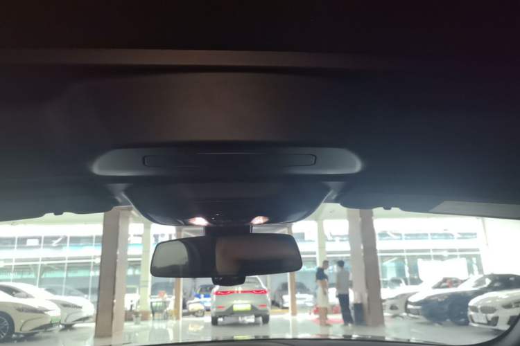 Used BMW Z4 2023 sDrive 25i M Sport Package Headliner