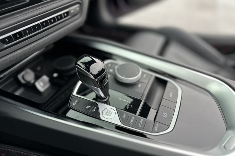 Used BMW Z4 2023 sDrive 25i M Sport Package Interior 2