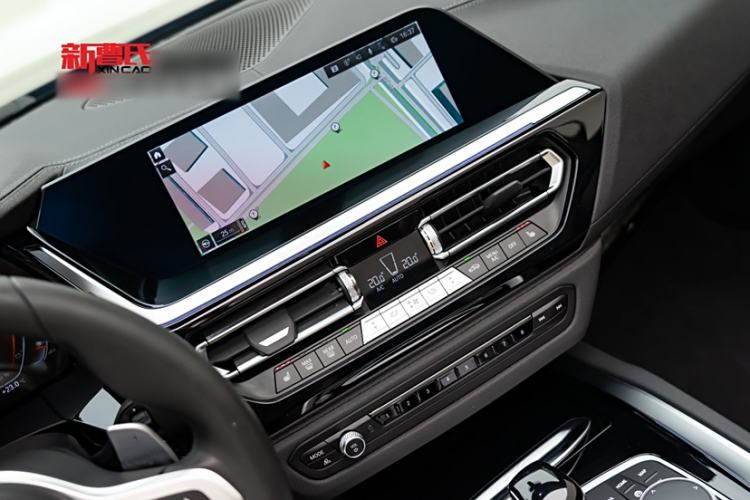 Used BMW Z4 2023 sDrive 25i M Sport Package Interior 3