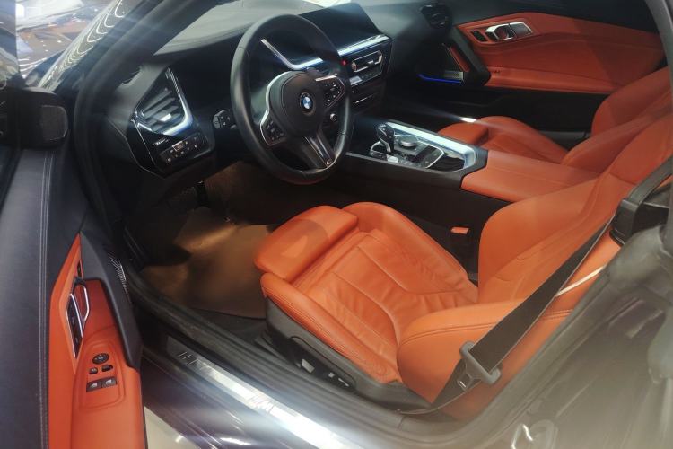 Used BMW Z4 2023 sDrive 25i M Sport Package Interior 3