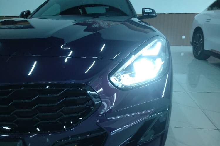 Used BMW Z4 2023 sDrive 25i M Sport Night Edition package Left Front Headlight