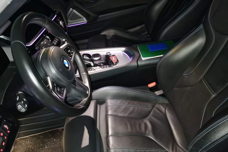 Used BMW Z4 2023 sDrive 25i M Sport Night Edition package Left Front Seat