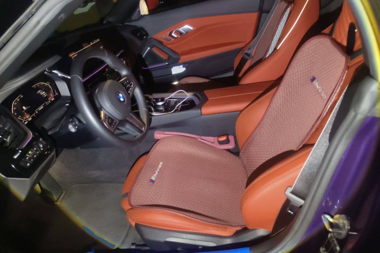 Used BMW Z4 2023 sDrive 25i M Sport Package Left Front Seat