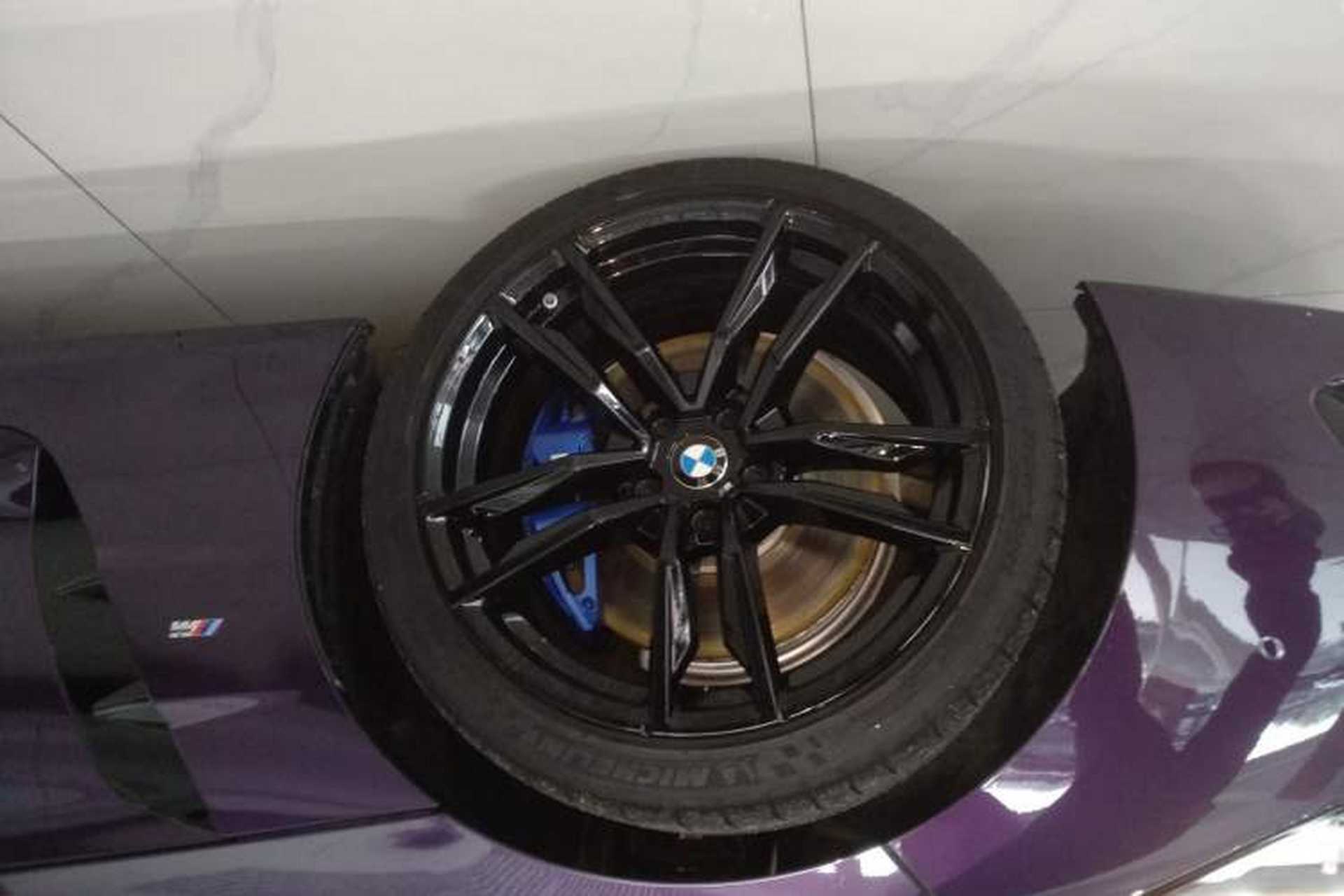 Used BMW Z4 2023 sDrive 25i M Sport Night Edition package Left Front Wheel Hub