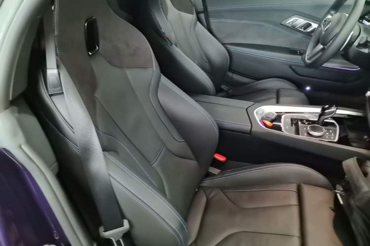 Used BMW Z4 2023 sDrive 25i M Sport Package Right Front Seat
