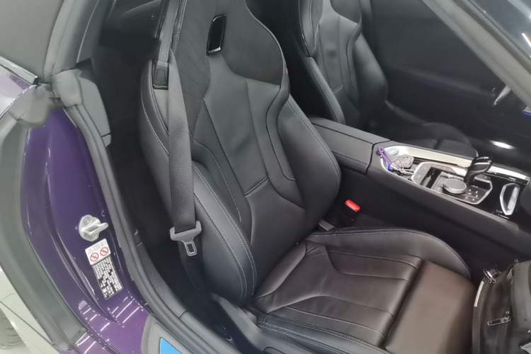 Used BMW Z4 2023 sDrive 25i M Sport Package Right Front Seat