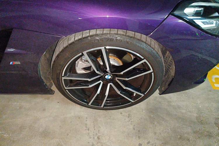Used BMW Z4 2023 sDrive 25i M Sport Package Right Front Wheel Hub
