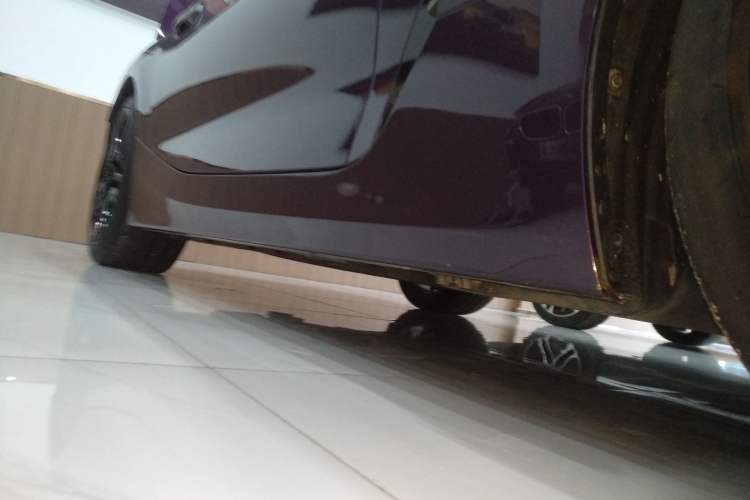 Used BMW Z4 2023 sDrive 25i M Sport Night Edition package Right Side Sill