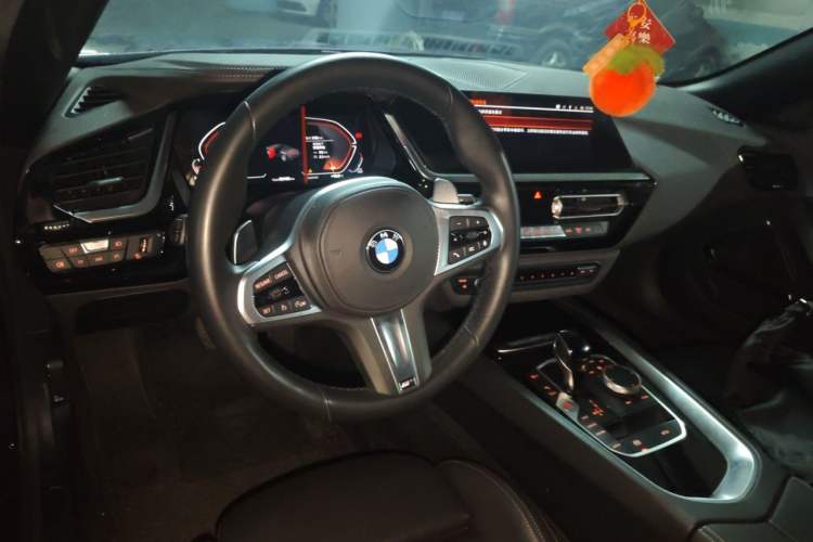 Used BMW Z4 2023 sDrive 25i M Sport Package Steering Wheel
