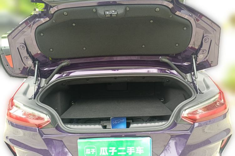 Used BMW Z4 2023 sDrive 25i M Sport Night Edition package Trunk