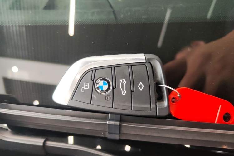 Used BMW Z4 2023 sDrive 25i M Sport Package Vehicle Key