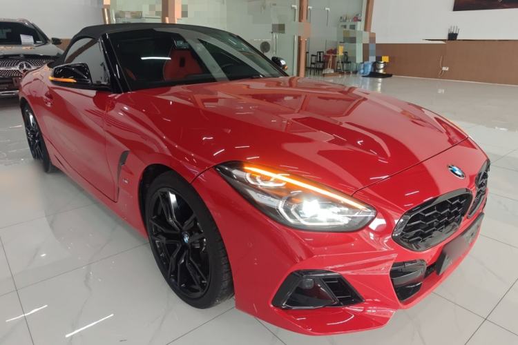Used BMW Z4 2023 sDrive 25i M Sport Night Edition package Front Right 45 Deg