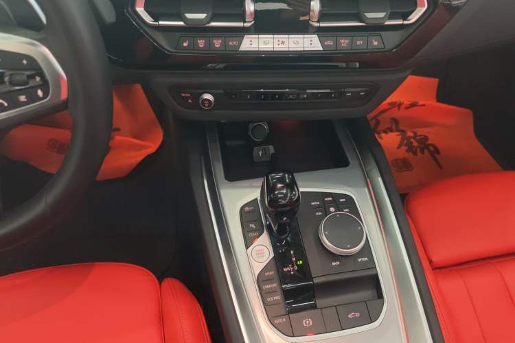 Used BMW Z4 2023 sDrive 25i M Sport Night Edition package Gear Lever