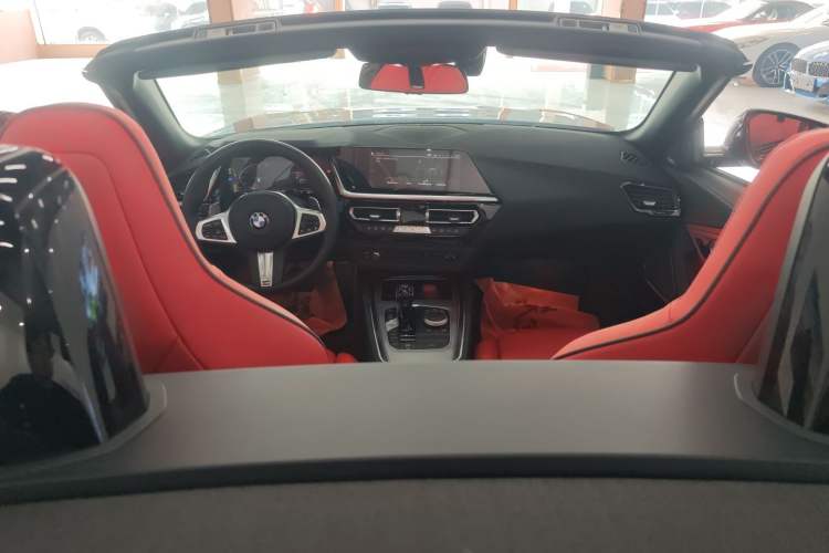 Used BMW Z4 2023 sDrive 25i M Sport Night Edition package Headliner
