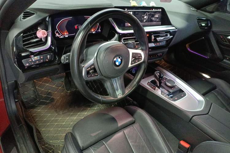 Used BMW Z4 2023 sDrive 25i M Sport Package Interior 2