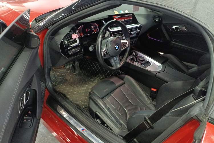 Used BMW Z4 2023 sDrive 25i M Sport Package Interior 3