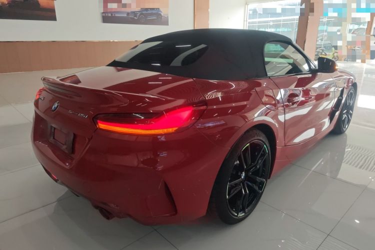 Used BMW Z4 2023 sDrive 25i M Sport Night Edition package Rear Right 45 Deg