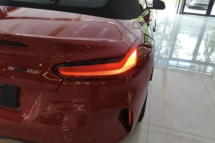 Used BMW Z4 2023 sDrive 25i M Sport Package Right Rear Taillight