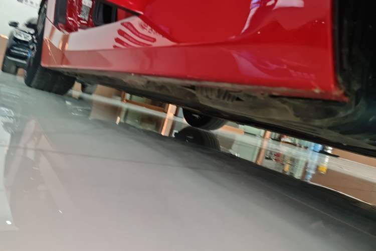 Used BMW Z4 2023 sDrive 25i M Sport Night Edition package Right Side Sill