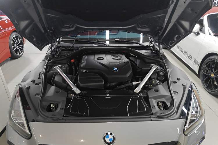 Used BMW Z4 2023 sDrive 25i M Sport Night Edition package Engine Bay