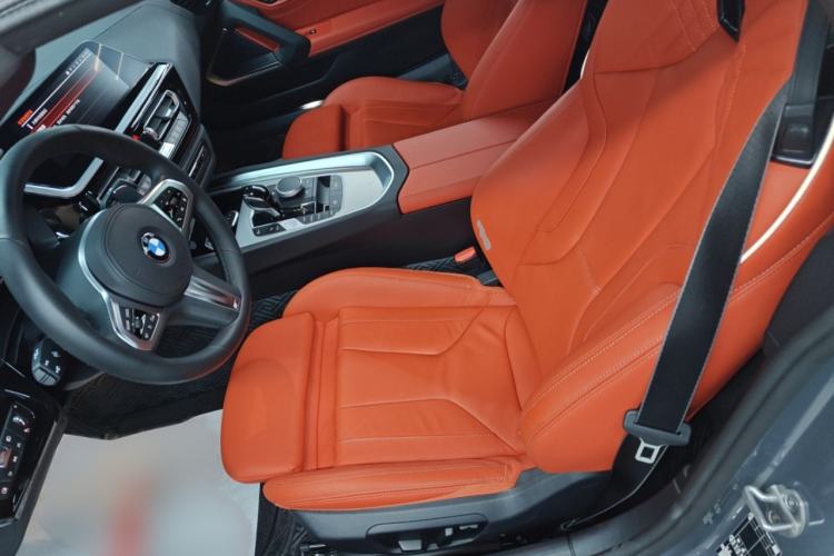 Used BMW Z4 2023 sDrive 25i M Sport Night Edition package Interior 4