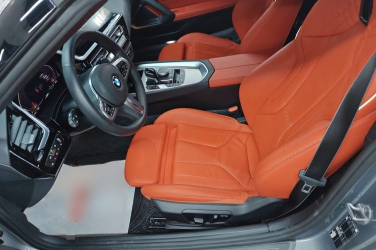 Used BMW Z4 2023 sDrive 25i M Sport Night Edition package Left Front Seat