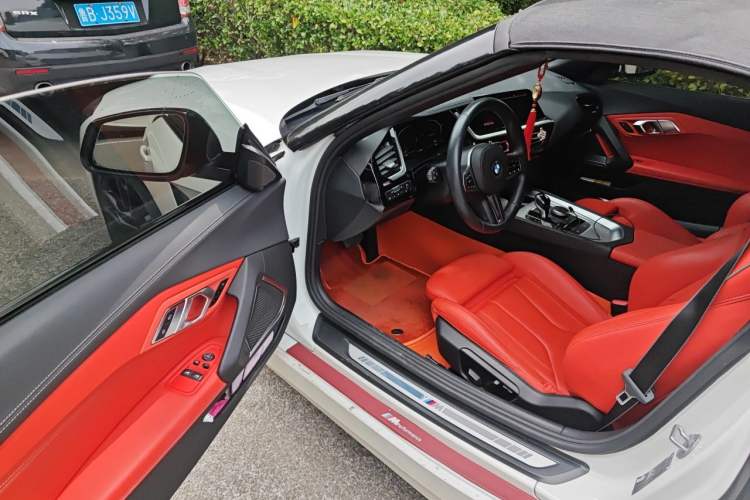 Used BMW Z4 2023 sDrive 25i M Sport Night Edition package Driver Seat