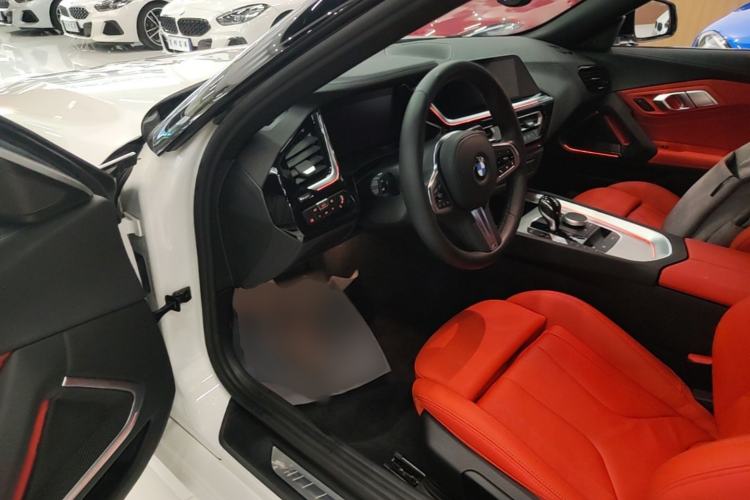 Used BMW Z4 2023 sDrive 25i M Sport Night Edition package Driver Seat