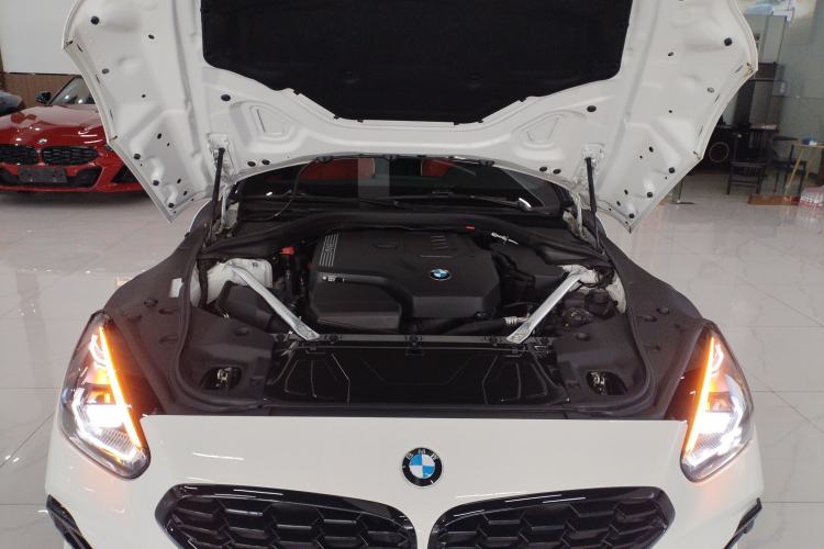 Used BMW Z4 2023 sDrive 25i M Sport Night Edition package Engine Bay