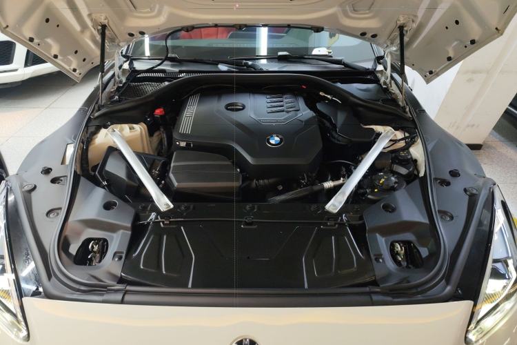 Used BMW Z4 2023 sDrive 25i M Sport Package Engine Bay