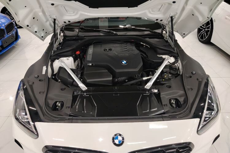 Used BMW Z4 2023 sDrive 25i M Sport Night Edition package Engine Bay