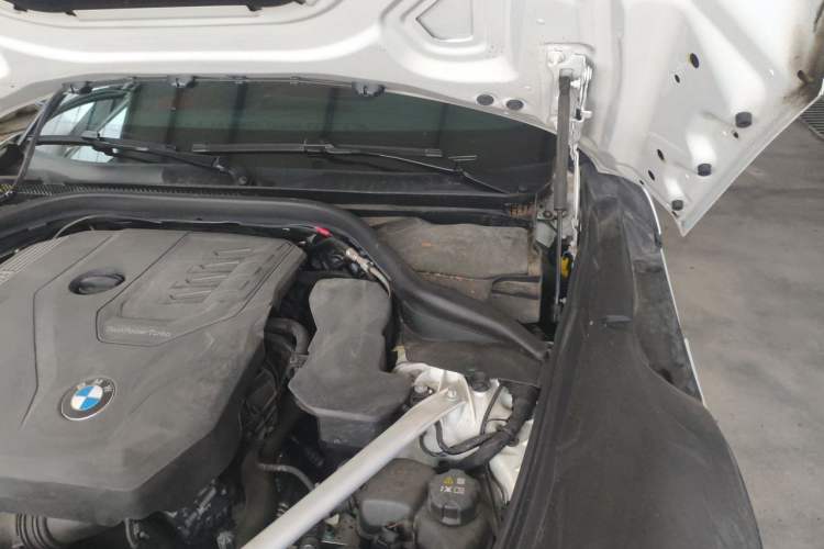 Used BMW Z4 2023 sDrive 25i M Sport Package Engine Bay Left