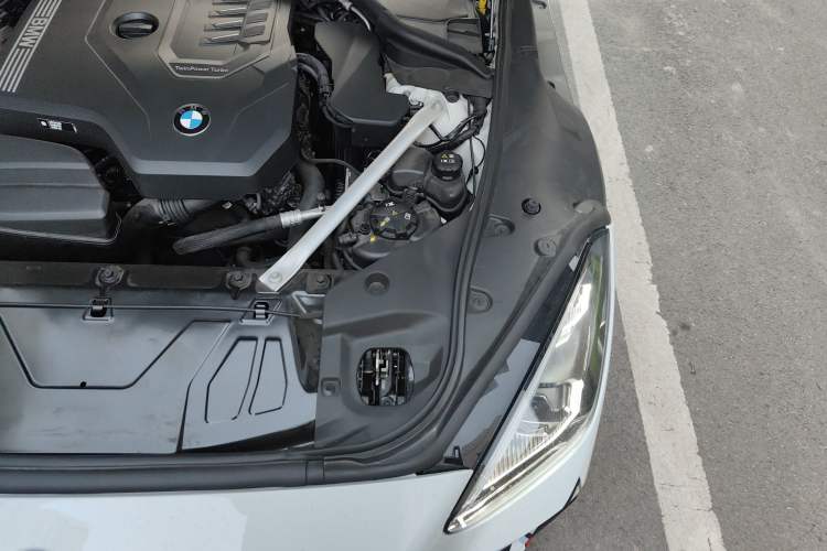 Used BMW Z4 2023 sDrive 25i M Sport Package Engine Bay Left