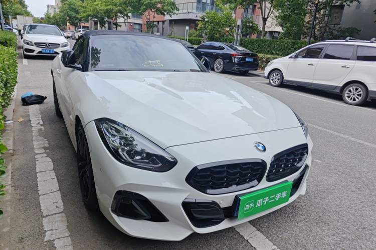 Used BMW Z4 2023 sDrive 25i M Sport Night Edition package Front Right 45 Deg