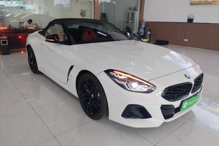 Used BMW Z4 2023 sDrive 25i M Sport Night Edition package Front Right 45 Deg