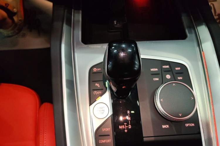 Used BMW Z4 2023 sDrive 25i M Sport Night Edition package Gear Lever