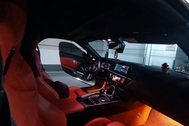 Used BMW Z4 2023 sDrive 25i M Sport Package Headliner