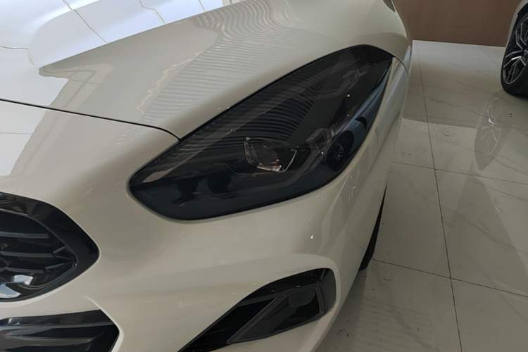 Used BMW Z4 2023 sDrive 25i M Sport Night Edition package Left Front Headlight