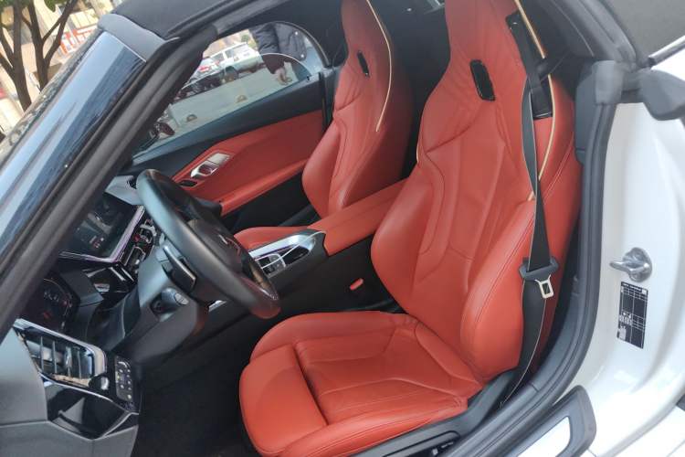 Used BMW Z4 2023 sDrive 25i M Sport Package Left Front Seat