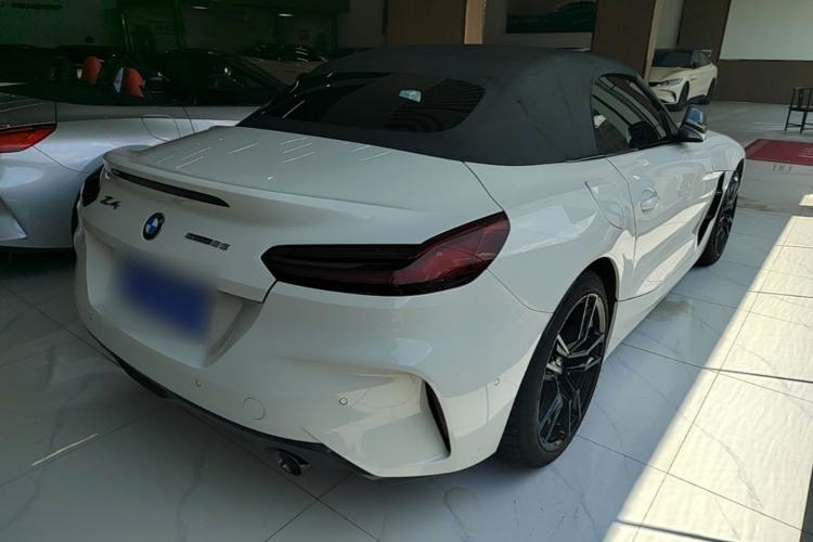 Used BMW Z4 2023 sDrive 25i M Sport Night Edition package Rear Right 45 Deg