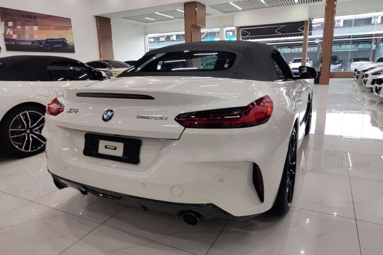 Used BMW Z4 2023 sDrive 25i M Sport Night Edition package Rear Right 45 Deg