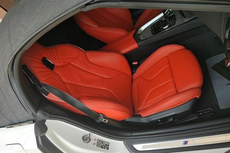 Used BMW Z4 2023 sDrive 25i M Sport Night Edition package Right Front Seat