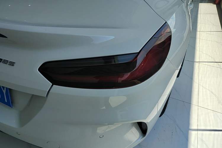 Used BMW Z4 2023 sDrive 25i M Sport Night Edition package Right Rear Taillight