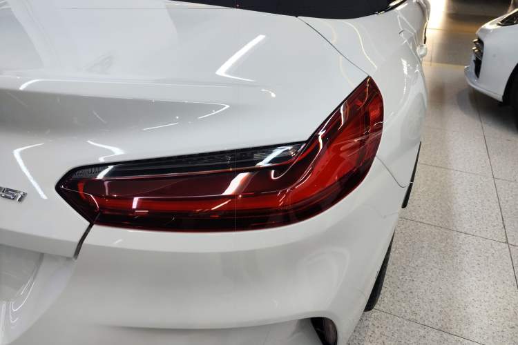 Used BMW Z4 2023 sDrive 25i M Sport Package Right Rear Taillight