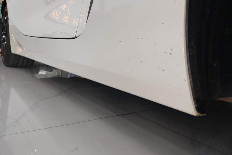 Used BMW Z4 2023 sDrive 25i M Sport Night Edition package Right Side Sill