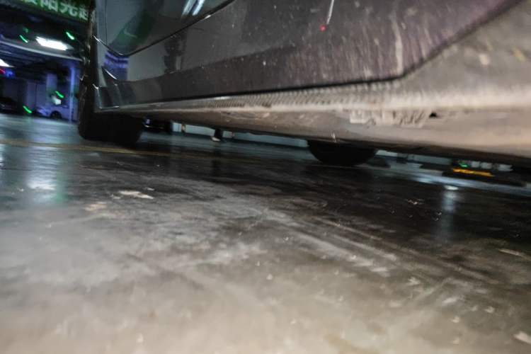 Used BMW Z4  Chassis Front Right