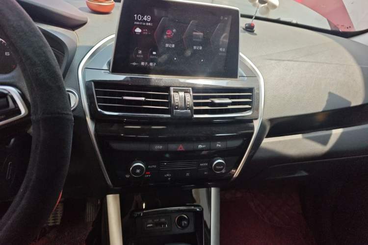 Used BORGWARD BX3 2020 20TGDI Two-Wheel Drive Automatic Fashion Version Audio And AC Panel