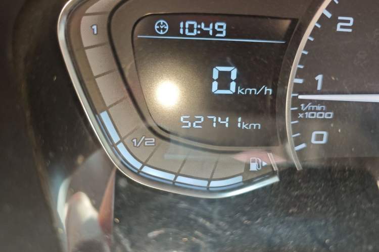 Used BORGWARD BX3 2020 20TGDI Two-Wheel Drive Automatic Fashion Version Odometer Close Up