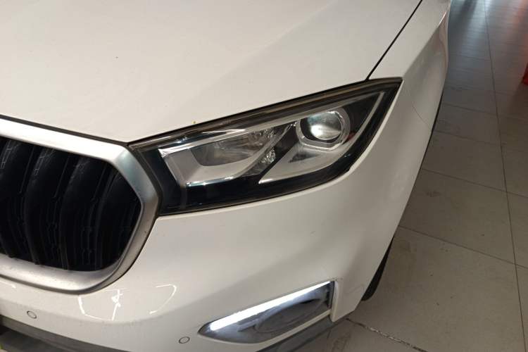 Used BORGWARD BX3 2020 20TGDI Two-Wheel Drive Automatic Fashion Version Left Front Headlight