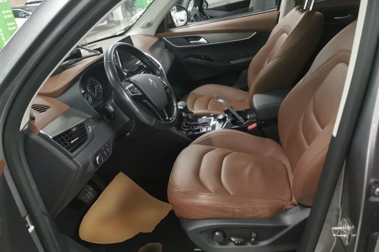 Used BORGWARD BX5 2017 25TGDI Automatic Two-Wheel Drive Smart Enjoyment Model Left Front Seat